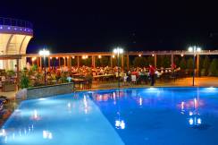 NOTION KESRE BEACH HOTEL Restaurants